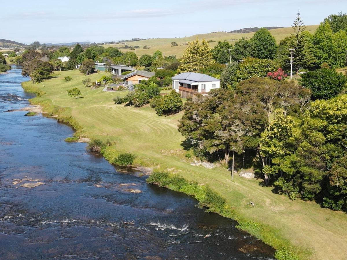 Te Awa Lodge Пейхія Екстер'єр фото