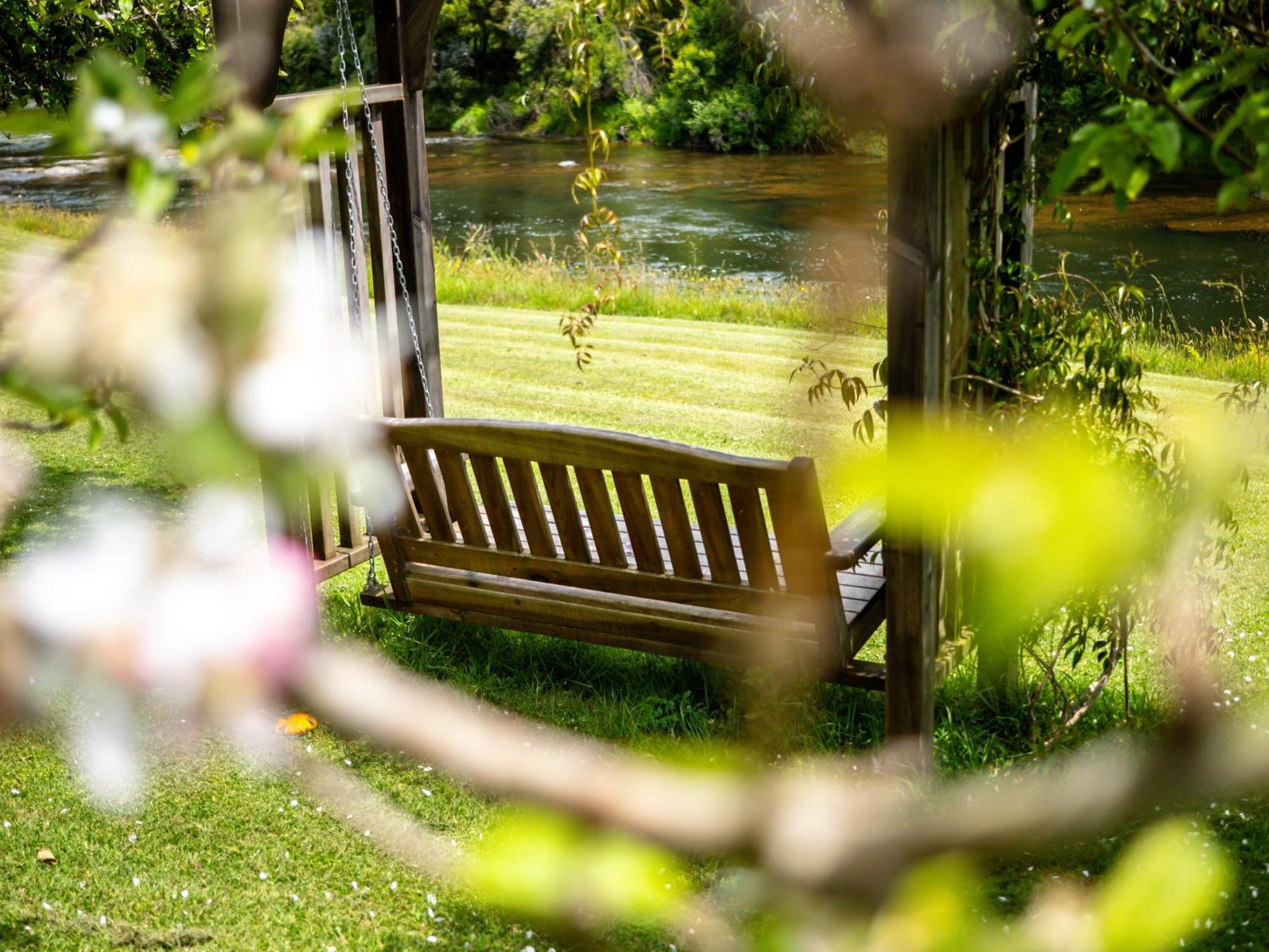 Te Awa Lodge Пейхія Екстер'єр фото