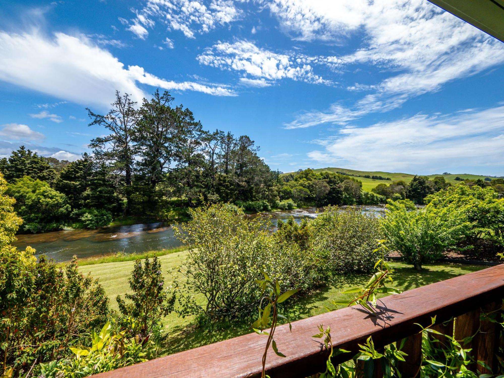 Te Awa Lodge Пейхія Екстер'єр фото