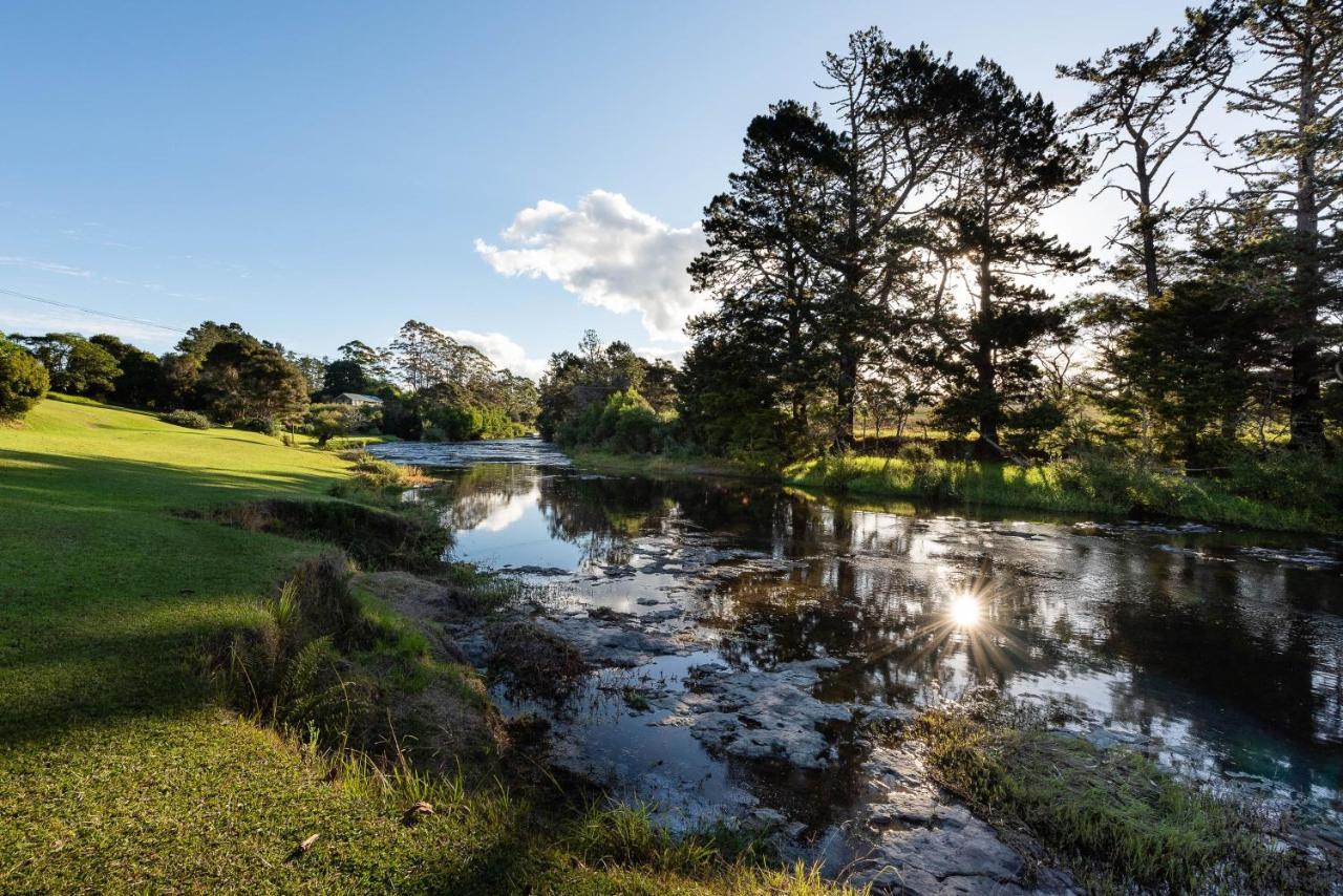 Te Awa Lodge Пейхія Екстер'єр фото